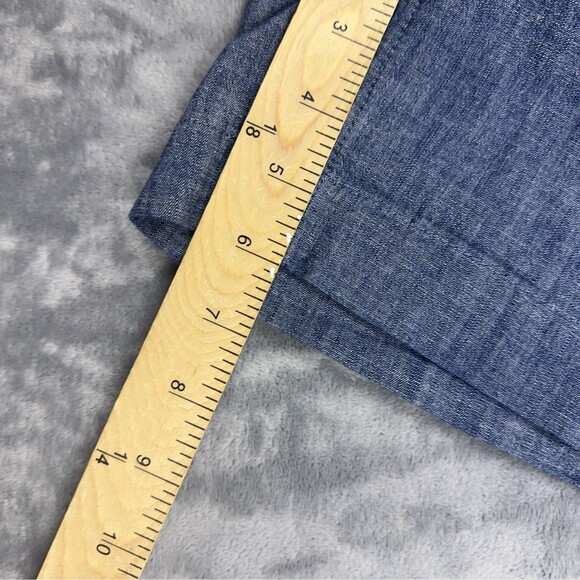 L.L. Bean Lakewashed Dock Shorts Womens Size 4 Blue Chambray Favorite Fit - Picture 10 of 10